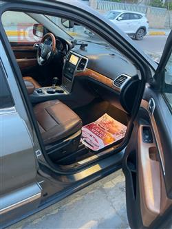 جيب جراند شيروكي